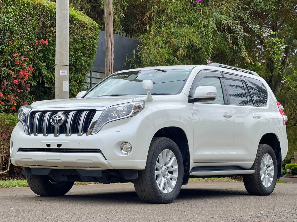 2015 Toyota Land Cruiser Prado (TZG) SUV