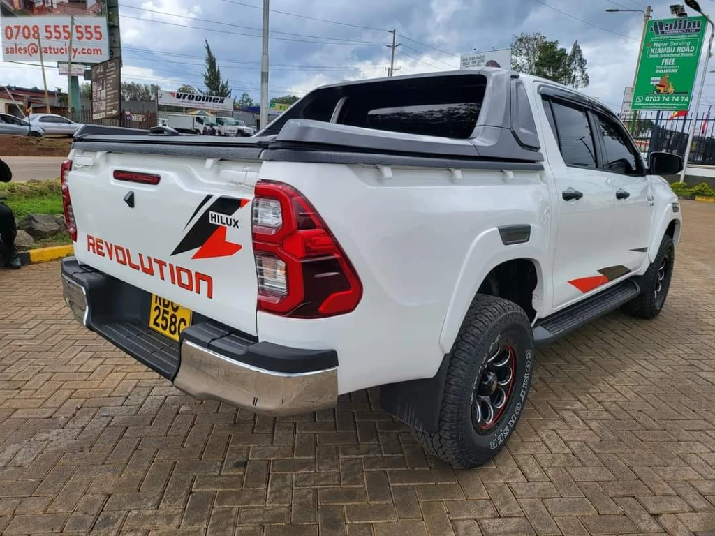 2020 Toyota Hilux Pickup (Double Cab)