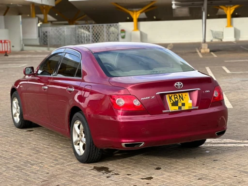 2004 Toyota Mark X Sedan