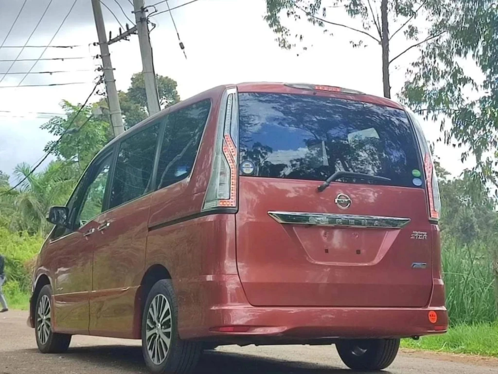 2016 Nissan Serena (Highway Star) Van