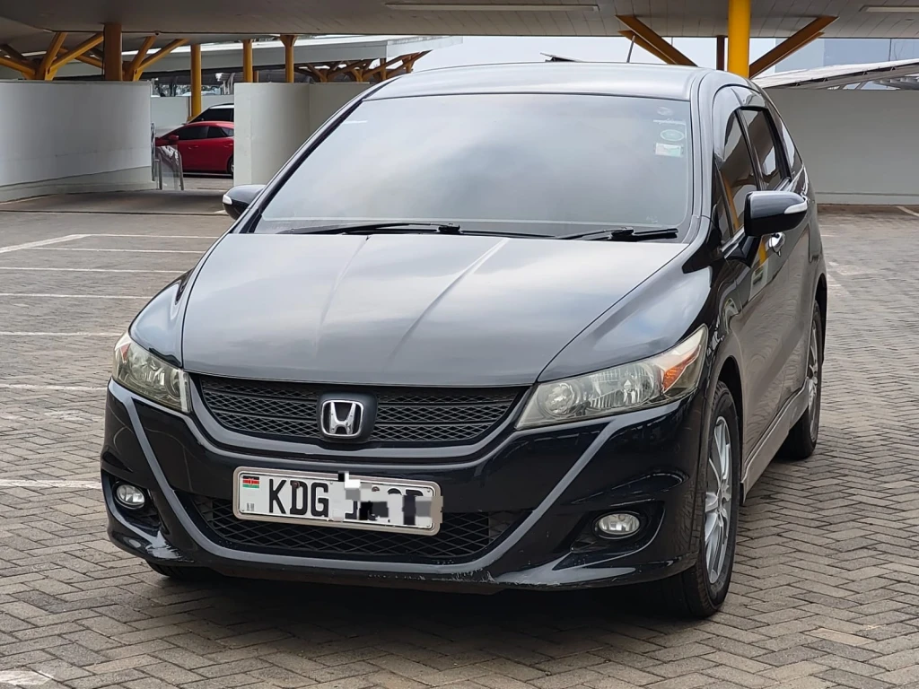 2014 Honda Stream (RSZ) Van