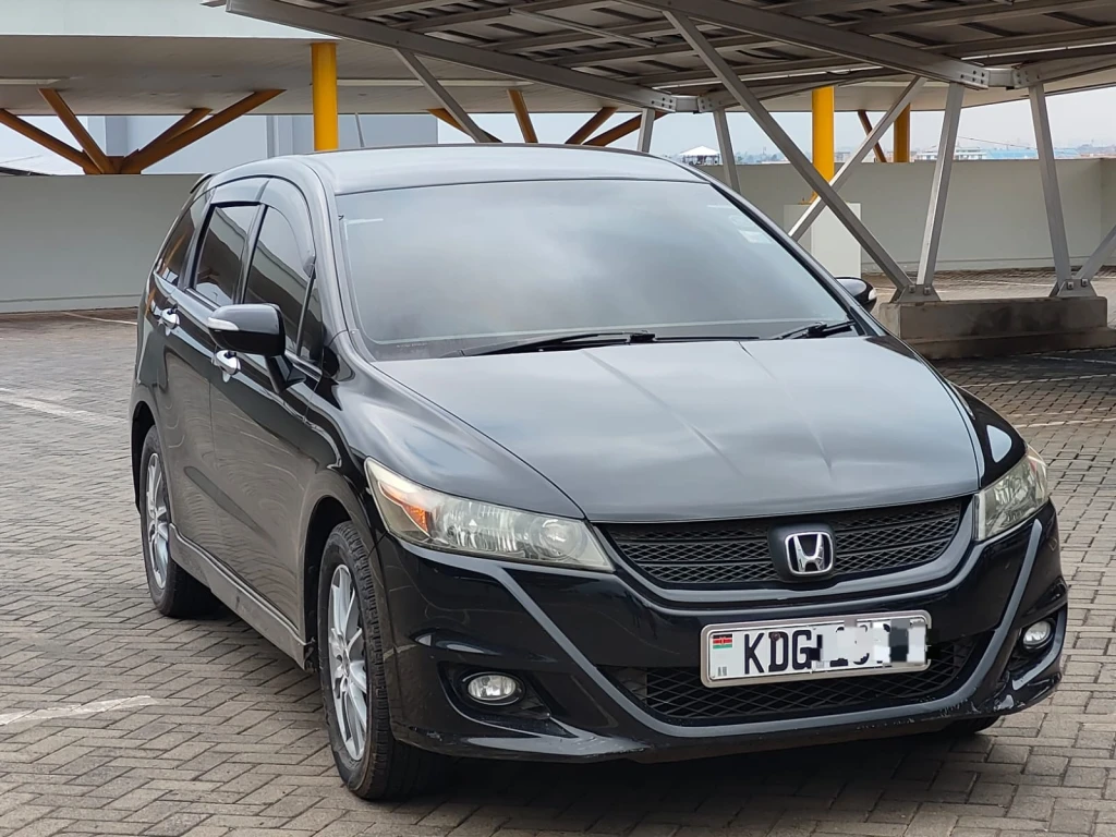 2014 Honda Stream (RSZ) Van